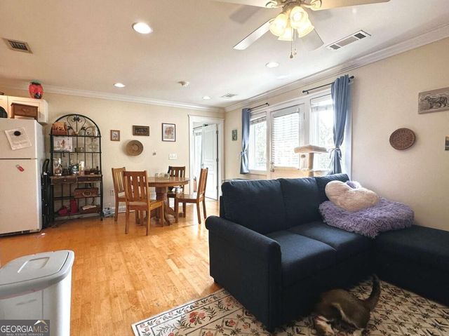 490 Barnett Shoals Road 610, Athens, GA 30605