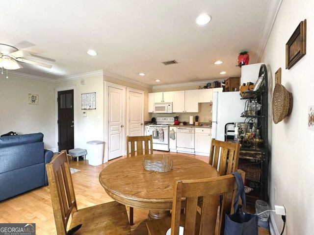 490 Barnett Shoals Road 610, Athens, GA 30605