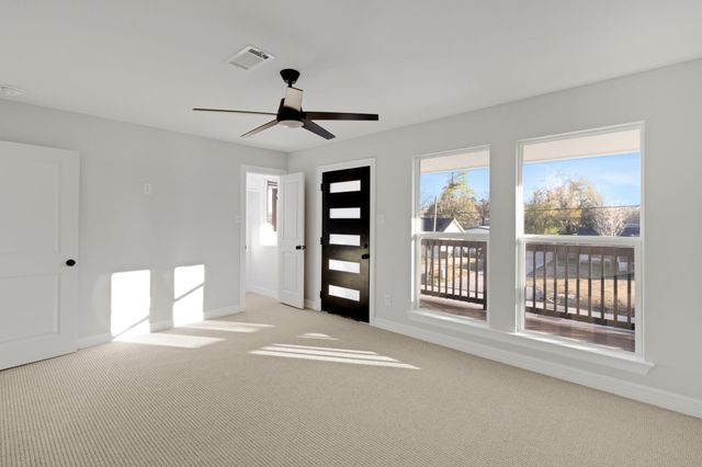 2651 Beaumont Avenue A, Liberty, TX 77575