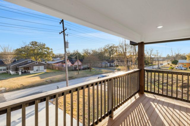 2651 Beaumont Avenue A, Liberty, TX 77575