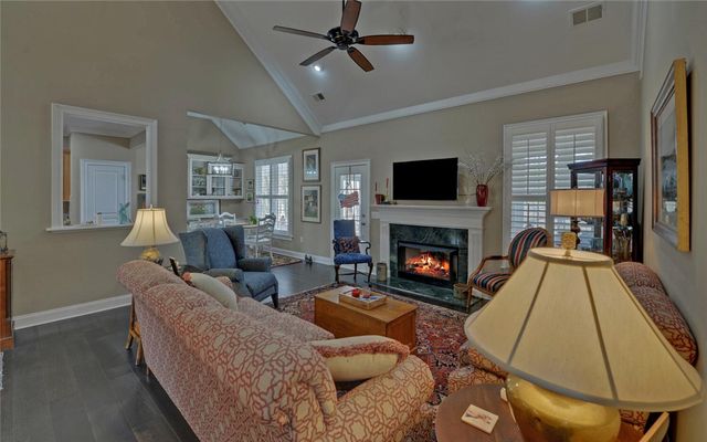 39 Azalea Drive, Hartwell, GA 30643