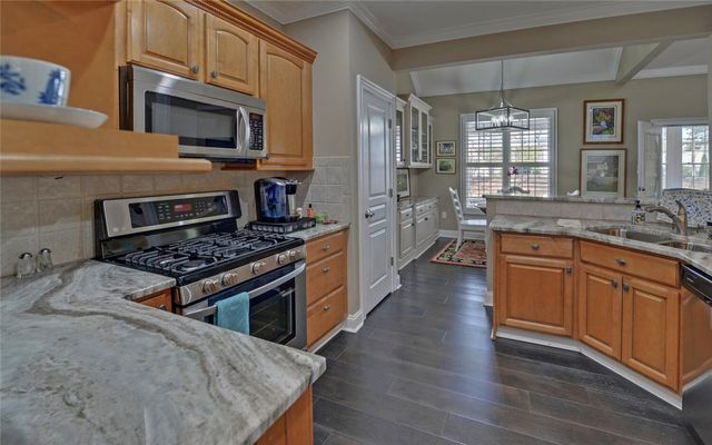 39 Azalea Drive, Hartwell, GA 30643