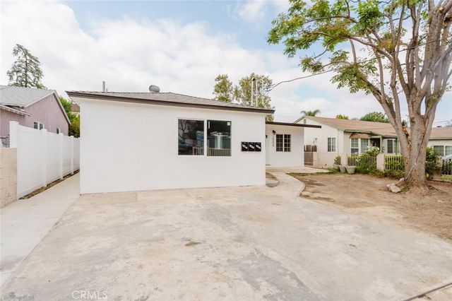 18306 Gresham Street, Northridge, CA 91325