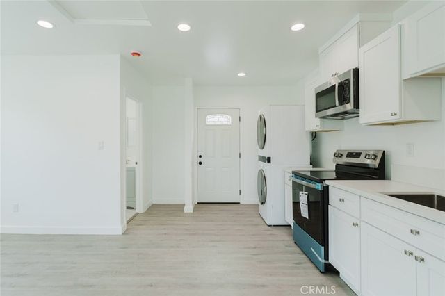 18306 Gresham Street, Northridge, CA 91325