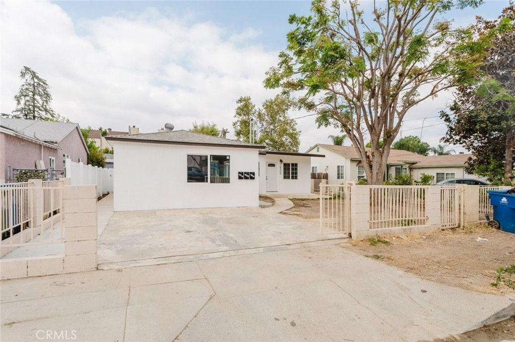 18306 Gresham Street, Northridge, CA 91325