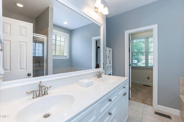 2948 Dargan Hills Drive, Wake Forest, NC 27587