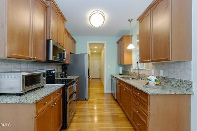 2948 Dargan Hills Drive, Wake Forest, NC 27587