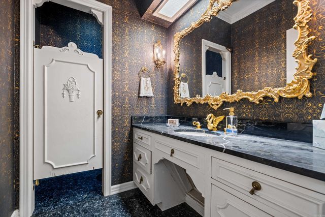 911 Prospect Avenue, Hot Springs, AR 71901