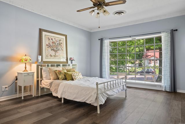 911 Prospect Avenue, Hot Springs, AR 71901