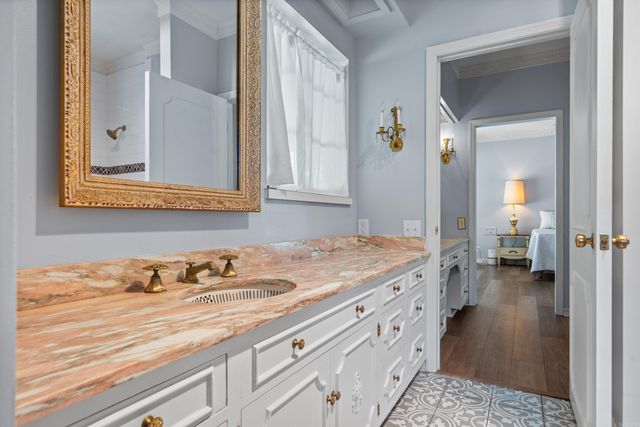 911 Prospect Avenue, Hot Springs, AR 71901