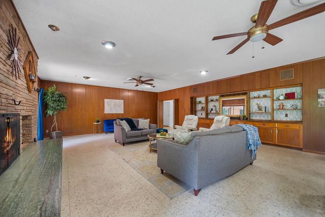 911 Prospect Avenue, Hot Springs, AR 71901