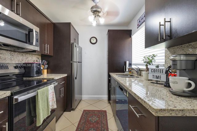 7757 SW 86th Street C-218, Miami, FL 33143