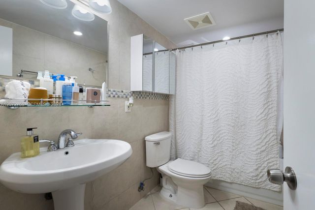 7757 SW 86th Street C-218, Miami, FL 33143