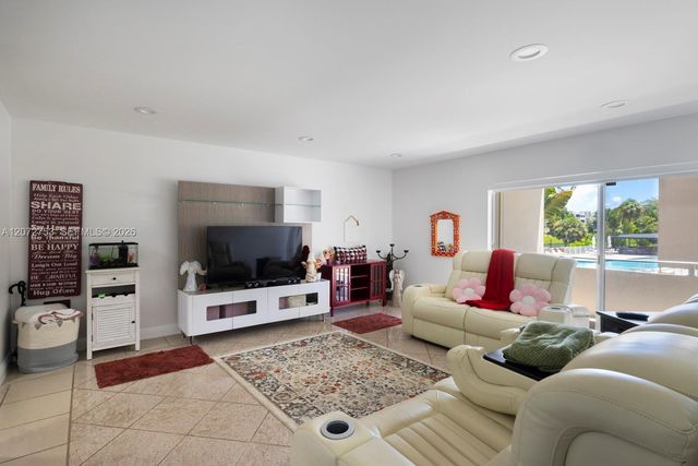 7757 SW 86th Street C-218, Miami, FL 33143