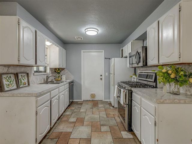 4200 SE 54th Street, Oklahoma City, OK 73135