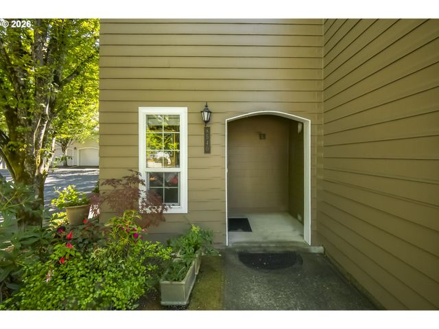 8540 Sw CURRY Dr C, Wilsonville, OR 97070