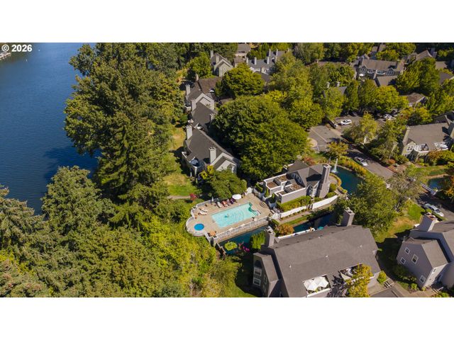 8540 Sw CURRY Dr C, Wilsonville, OR 97070
