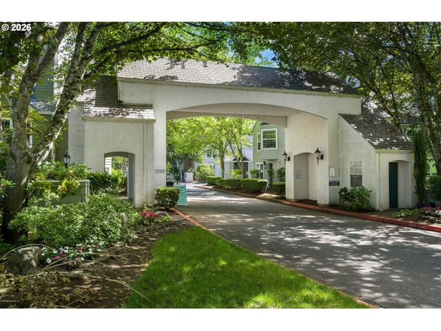 8540 Sw CURRY Dr C, Wilsonville, OR 97070