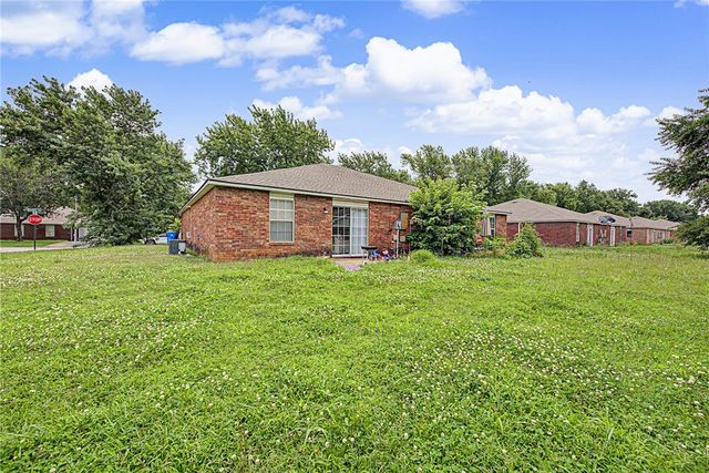 1599 N Boxley Avenue, Fayetteville, AR 72704