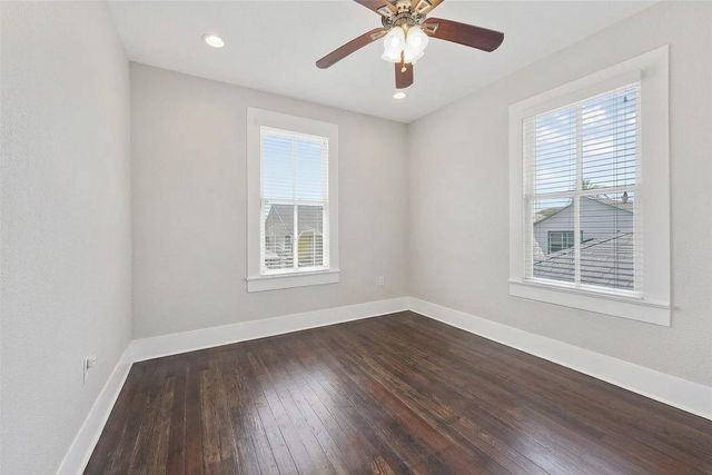 2917 Avenue Q, Galveston, TX 77550