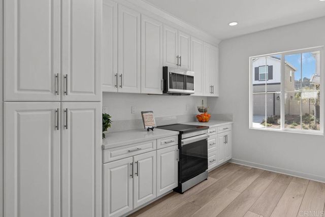 740 Kingbird Loop, Oceanside, CA 92058