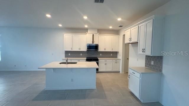 404 OAK FLAT ALLEY, Groveland, FL 34736