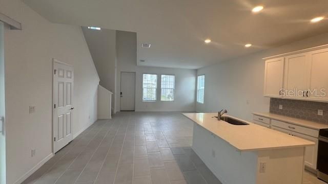 404 OAK FLAT ALLEY, Groveland, FL 34736