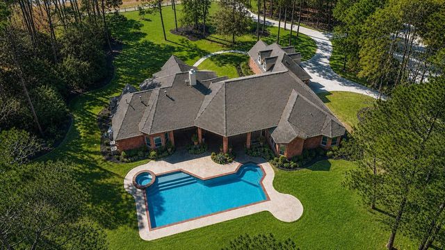 11302 Lake Forest Drive, Conroe, TX 77384