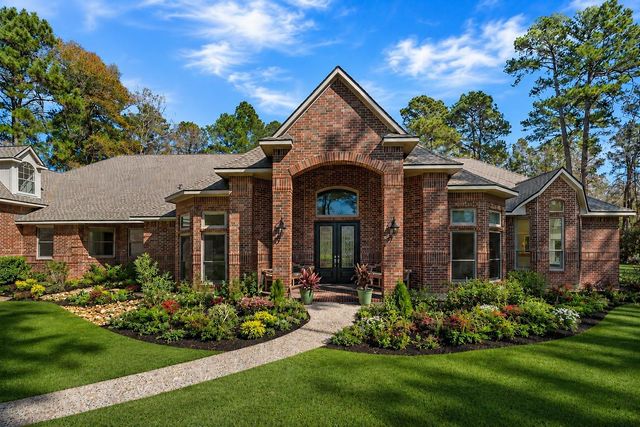 11302 Lake Forest Drive, Conroe, TX 77384