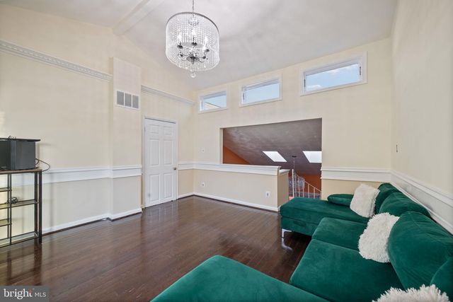 7902 BRIDGE AVE, Baltimore, MD 21237