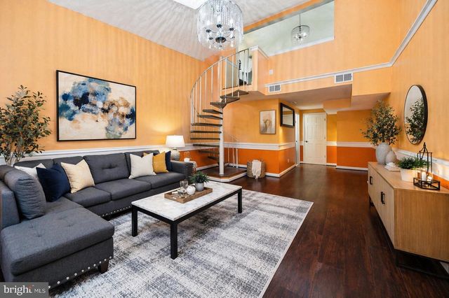 7902 BRIDGE AVE, Baltimore, MD 21237