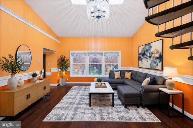 7902 BRIDGE AVE, Baltimore, MD 21237
