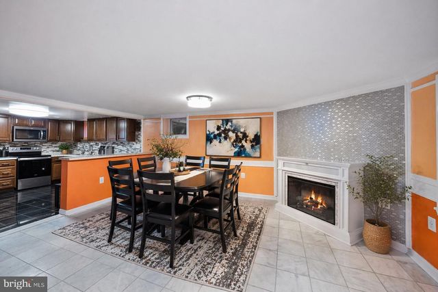 7902 BRIDGE AVE, Baltimore, MD 21237
