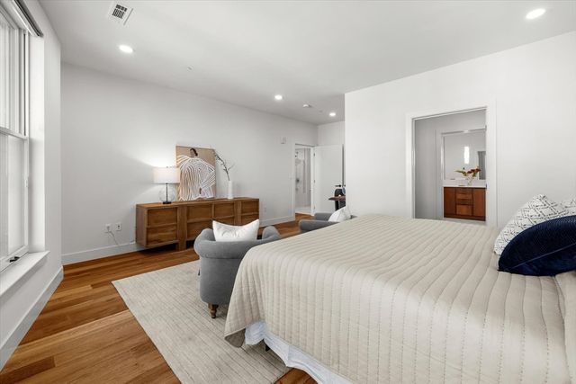 566 Columbus Ave 506, Boston, MA 02118