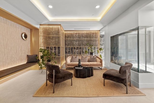 566 Columbus Ave 506, Boston, MA 02118