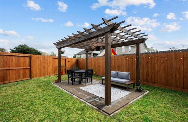 5527 Cuerta Street, Houston, TX 77023