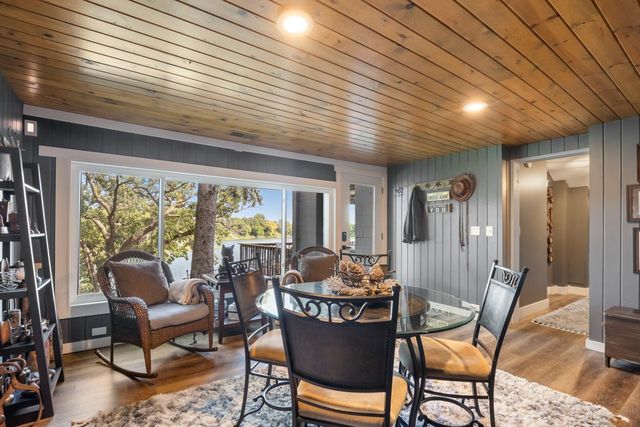 15601 Summit Drive, Eden Prairie, MN 55347
