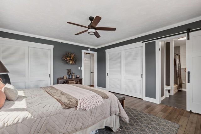 15601 Summit Drive, Eden Prairie, MN 55347