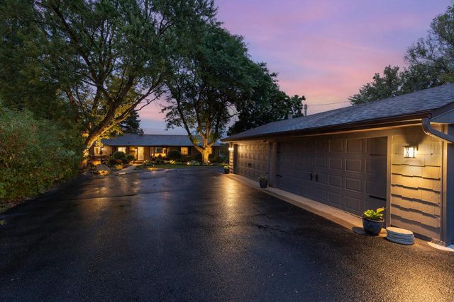 15601 Summit Drive, Eden Prairie, MN 55347