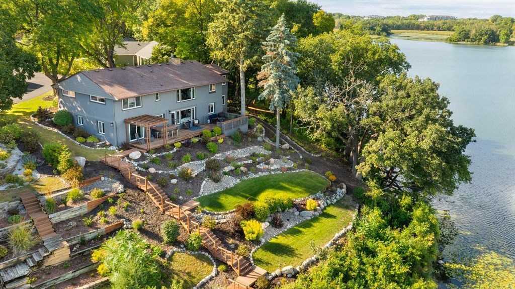 15601 Summit Drive, Eden Prairie, MN 55347 — photo 4