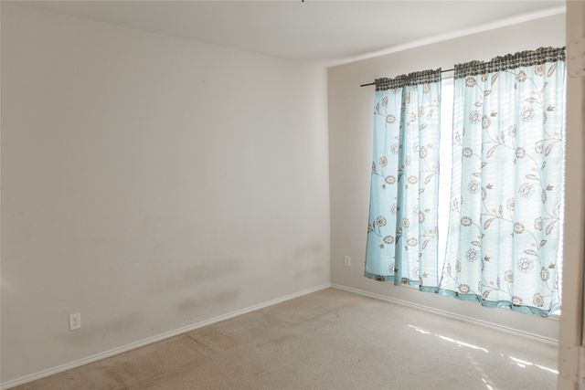 662 OAK CREEK Drive, Cedar Hill, TX 75104