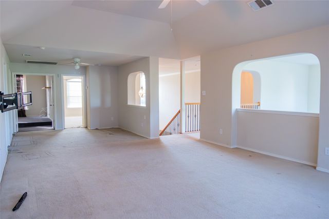 662 OAK CREEK Drive, Cedar Hill, TX 75104