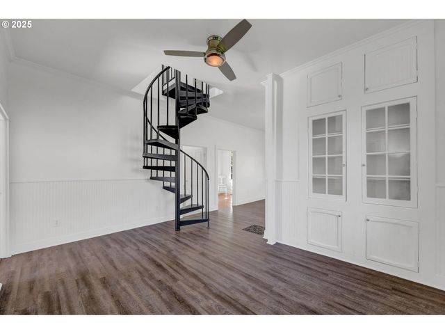 171 HEDRICK CREEK Ave, Drain, OR 97435