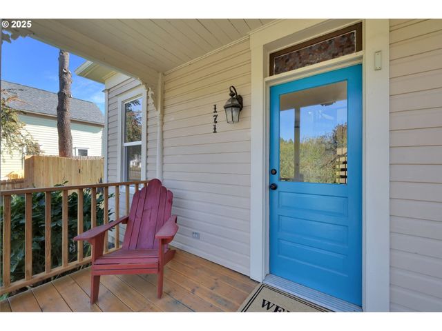 171 HEDRICK CREEK Ave, Drain, OR 97435