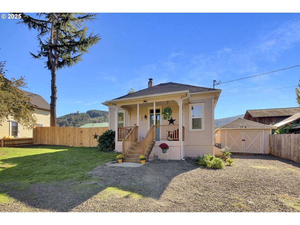 171 HEDRICK CREEK Ave, Drain, OR 97435