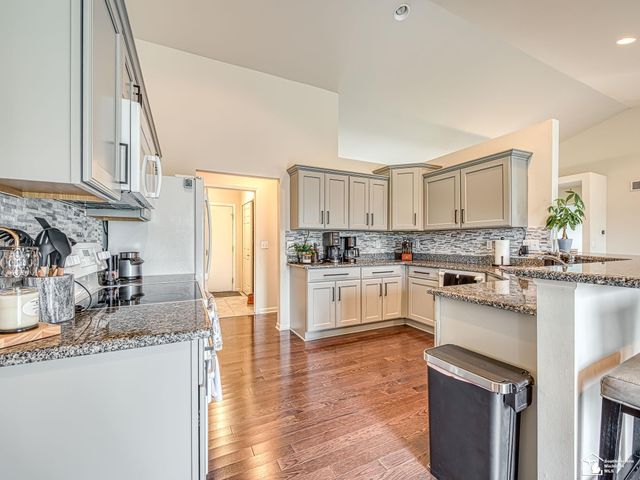 901 Plum Tree Circle, Monroe, MI 48161