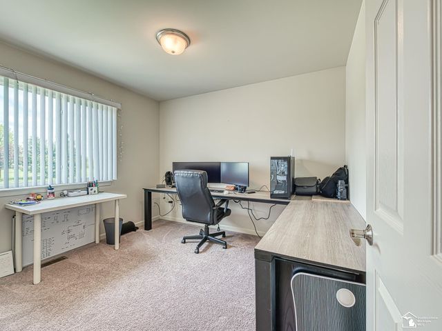 901 Plum Tree Circle, Monroe, MI 48161