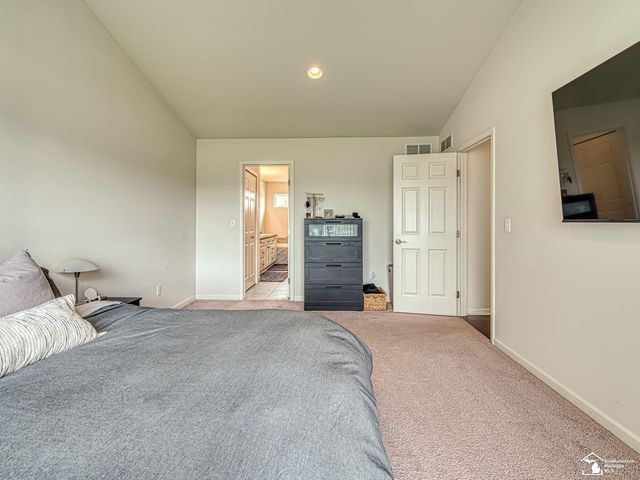 901 Plum Tree Circle, Monroe, MI 48161