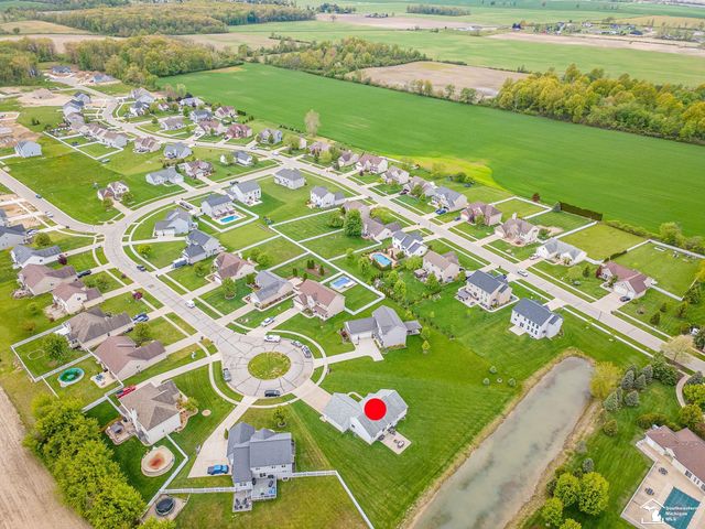 901 Plum Tree Circle, Monroe, MI 48161