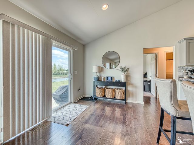 901 Plum Tree Circle, Monroe, MI 48161